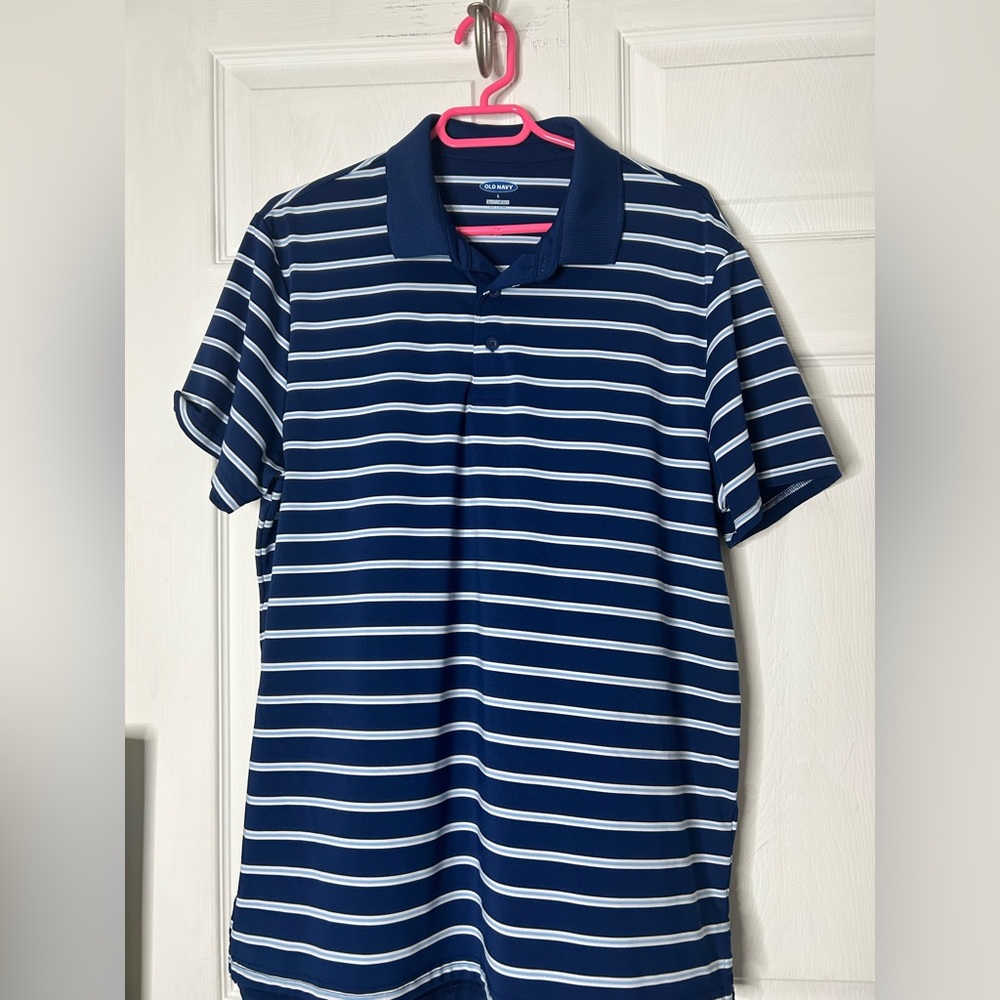 Men’s Blue and White Striped Collard Shirt